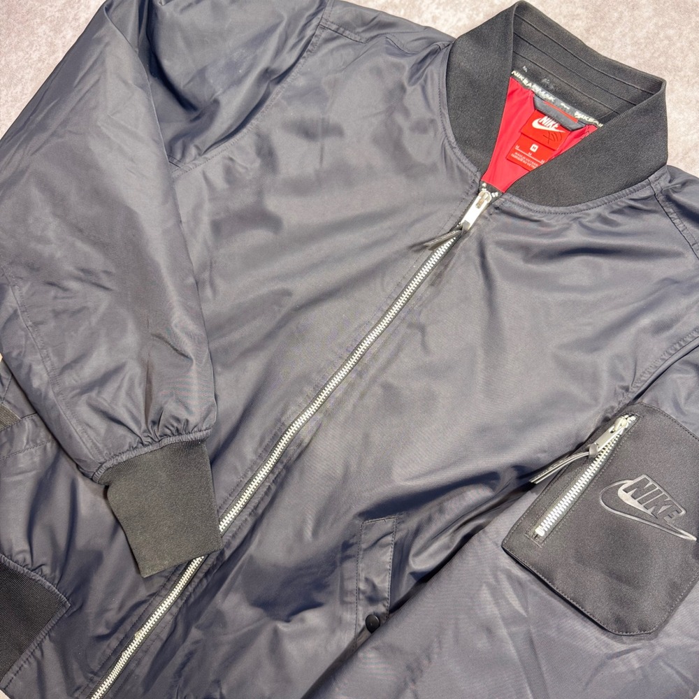 Nike Sportswear Mens Bomber Jacket Black Red Lining Full Zip M RN56323